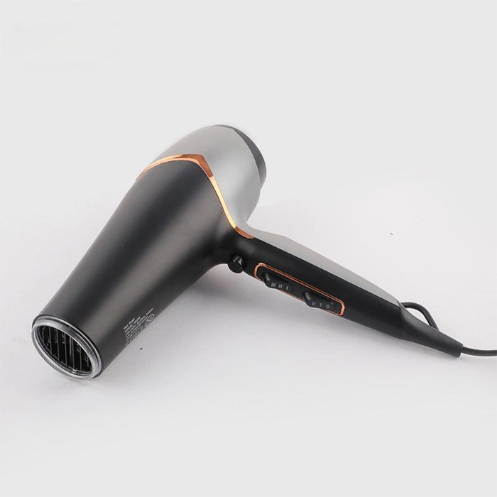 Asciugacapelli 2400W con Tecnologia Ionica