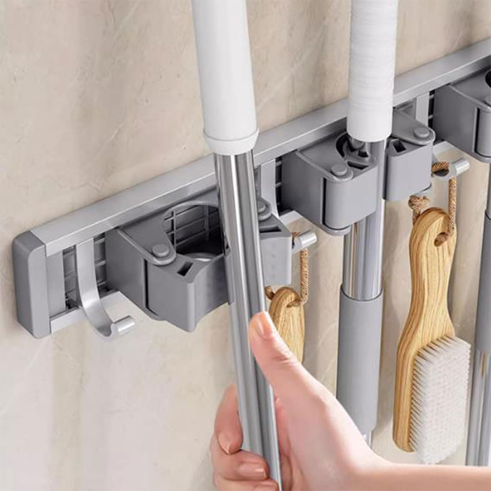 Colgador de trapeador de pared con ganchos