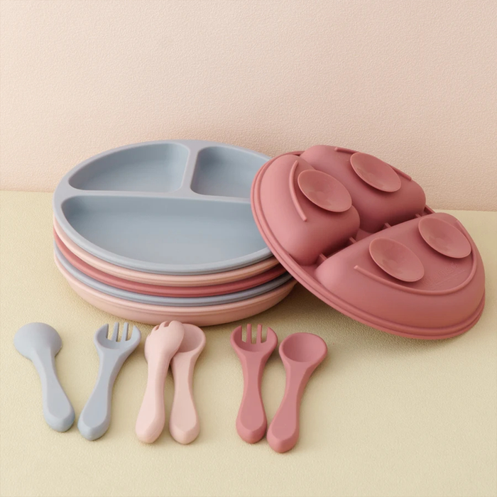 Set di Stoviglie per Bambini in Silicone