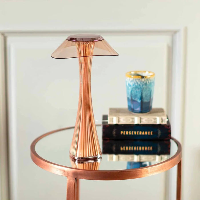 Space Lamp, moderna lámpara de sobremesa de cobre